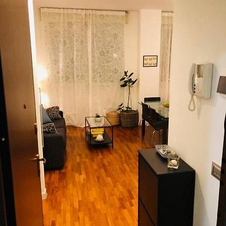 Portavenezia49 - Appartamento Milano Porta Venezia Con Jacuzzi Bagian luar foto
